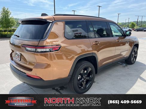 New 2026 Jeep Grand Cherokee L Limited AWD/4WD image 21
