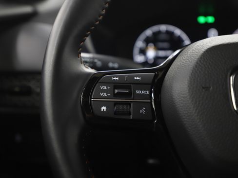Used 2025 Honda HR-V Sport image 26