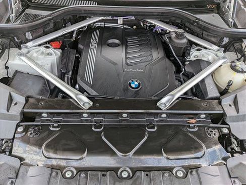 Certified 2023 BMW X5 xDrive40i w/ Premium Package AWD/4WD image 24