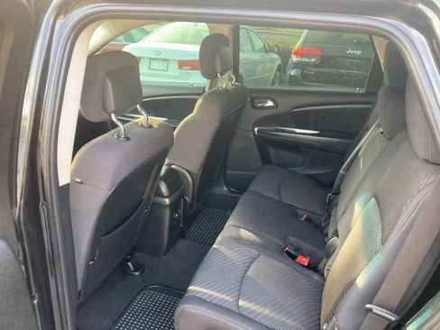Used 2012 Dodge Journey SXT w/ Popular Equipment Group FWD image 29