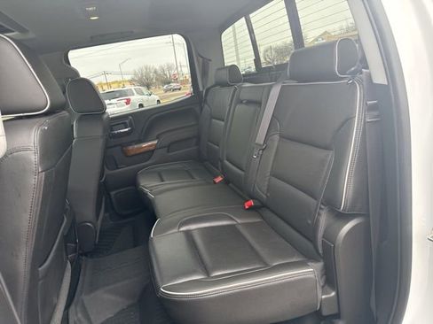 Used 2017 Chevrolet Silverado 2500 High Country w/ Duramax Plus Package image 28