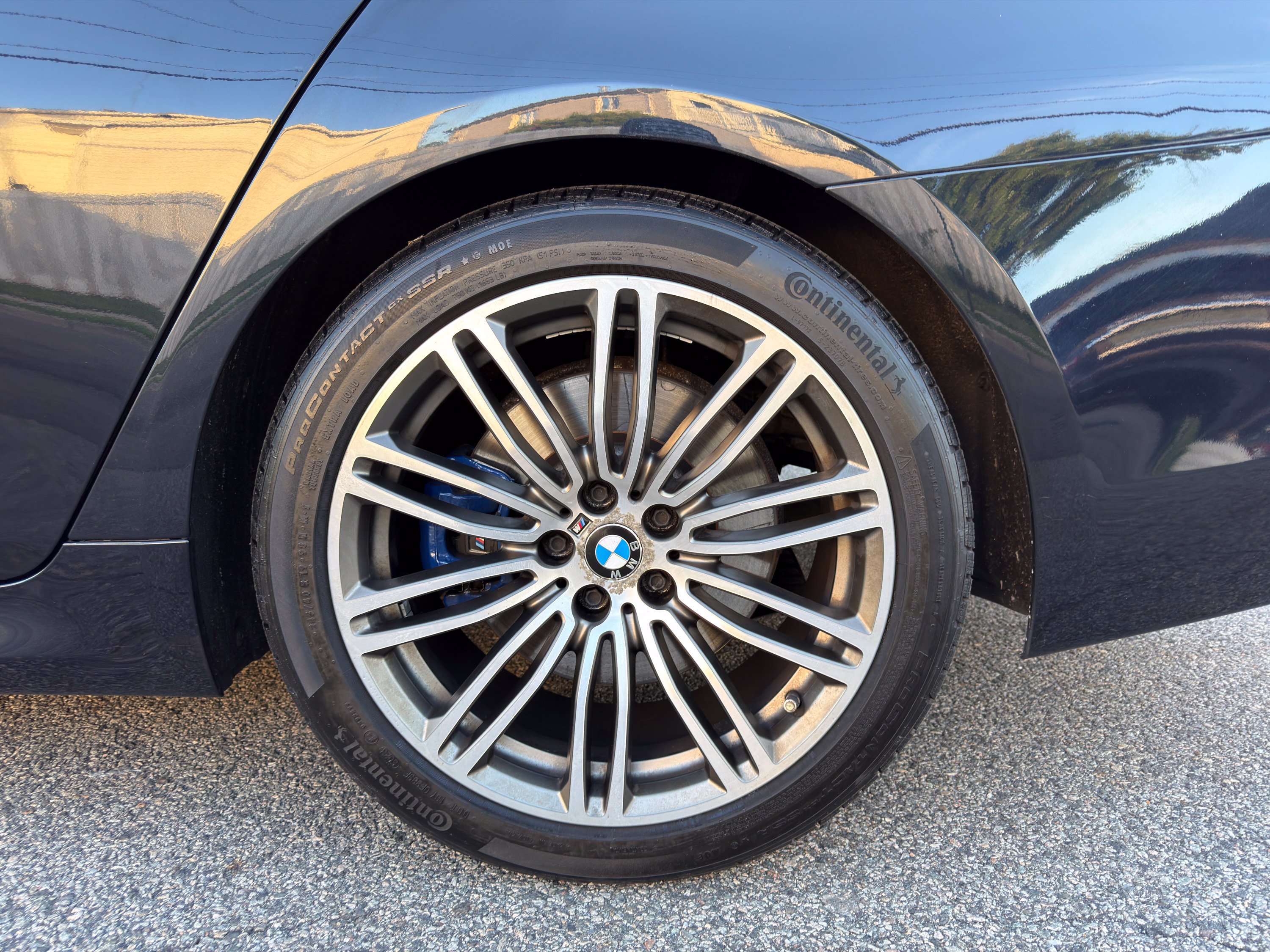 Used 2019 BMW M550i xDrive AWD/4WD image 38