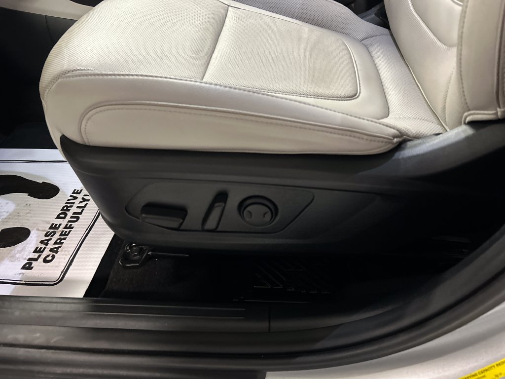 Used 2022 Hyundai Tucson SEL w/ Convenience + Premium Package FWD image 11