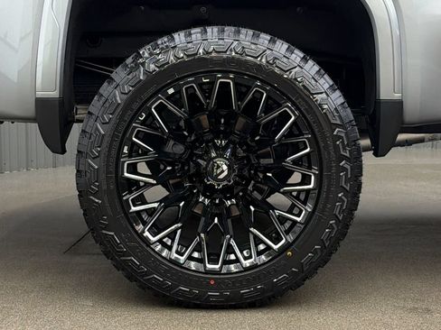 Used 2024 GMC Sierra 1500 Denali w/ Denali Reserve Package AWD/4WD image 11