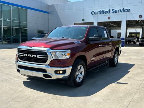 Used 2020 RAM 1500 Big Horn AWD/4WD image 3
