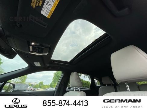 Used 2023 Lexus RX 350 Premium w/ Accessory Package AWD/4WD image 21