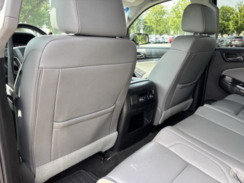 Used 2018 Chevrolet Tahoe LT w/ Luxury Package AWD/4WD image 30