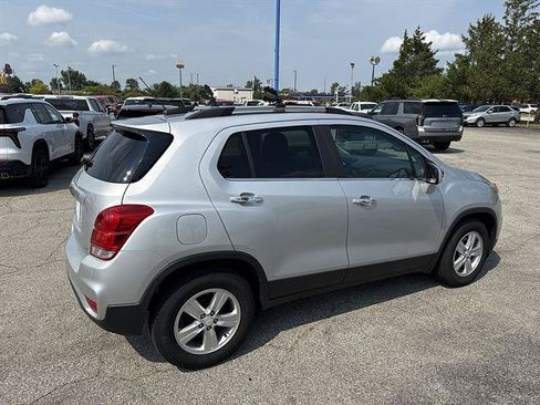 Used 2018 Chevrolet Trax LT w/ LT Convenience Package FWD image 50
