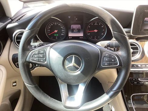 Used 2017 Mercedes-Benz GLC 300 4MATIC image 26