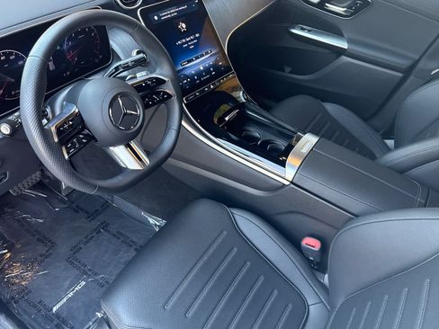 Certified 2026 Mercedes-Benz GLC 300 4MATIC image 9