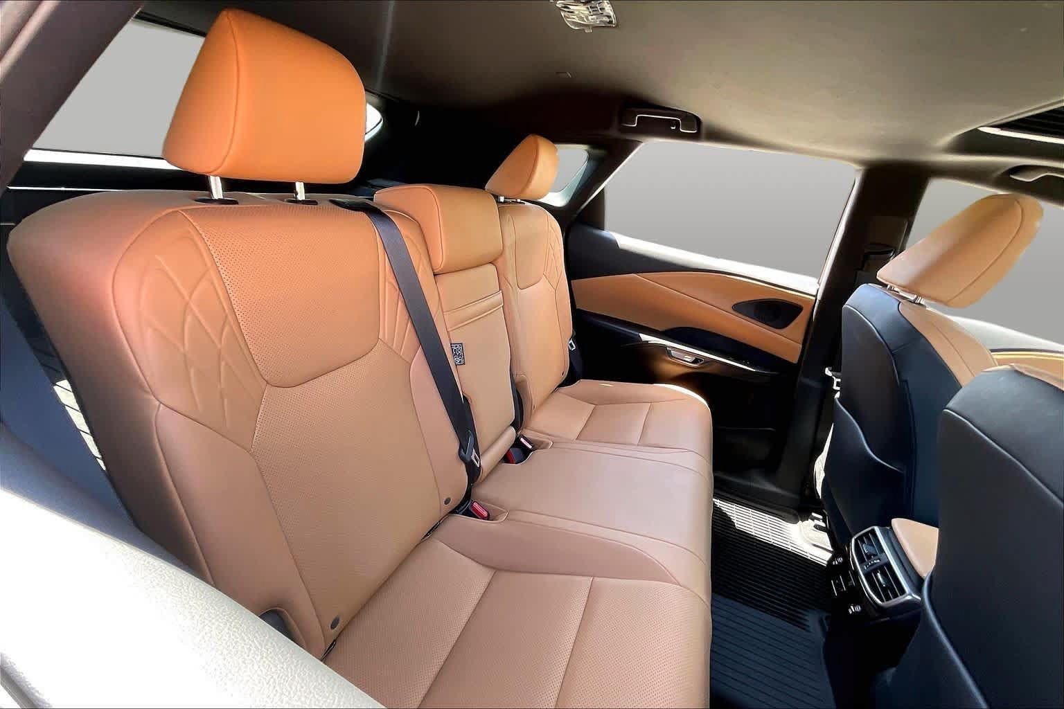 Used 2023 Lexus RX 350 Premium w/ Accessory Package (A2) FWD image 20