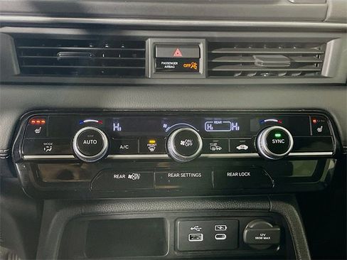 Used 2024 Honda Pilot EX-L image 16