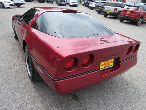 Used 1989 Chevrolet Corvette Coupe RWD image 9