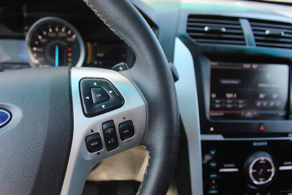 Used 2014 Ford Explorer Sport w/ Equipment Group 401A AWD/4WD image 19