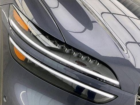 New 2026 Genesis GV70 2.5T Advanced AWD/4WD image 36