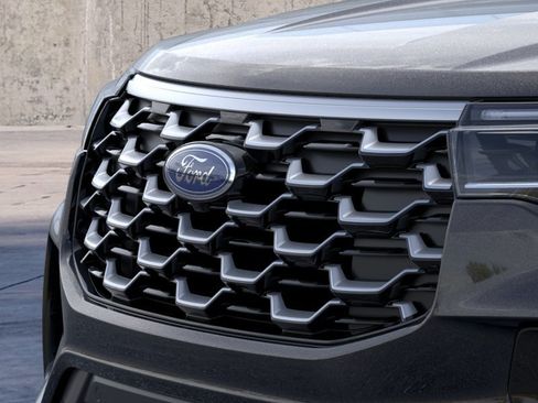 New 2026 Ford Explorer Platinum w/ LUX Leather Package AWD/4WD image 17