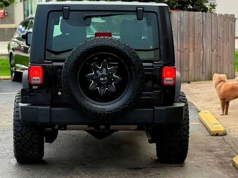 Used 2016 Jeep Wrangler Sport w/ Trailer Tow Group AWD/4WD image 9