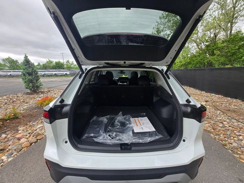 New 2026 Volkswagen Tiguan SE AWD/4WD image 11