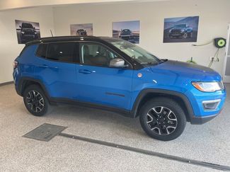 Used 2019 Jeep Compass Trailhawk w/ Cold Weather Group image 1