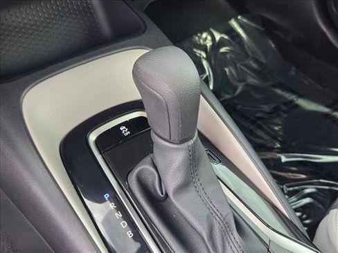 Certified 2025 Toyota Corolla LE image 12