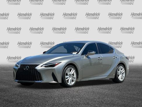 Used 2021 Lexus IS 300 RWD image 9