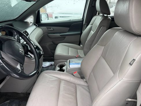 Used 2011 Honda Odyssey EX-L image 2