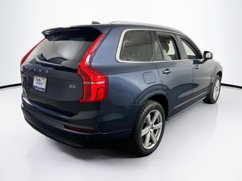 Used 2023 Volvo XC90 B5 Core AWD/4WD image 5