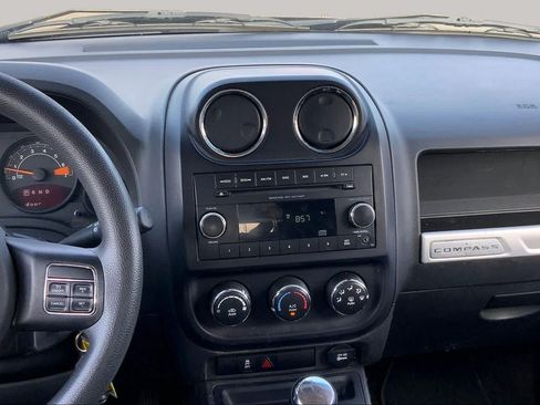Used 2014 Jeep Compass Sport w/ Power Value Group FWD image 7