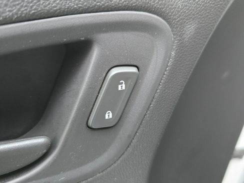 Used 2020 GMC Canyon 2WD Crew Cab image 23