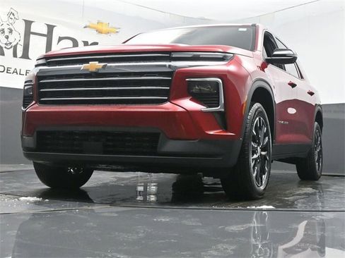 New 2026 Chevrolet Traverse LT w/ Sun and Wheel Package image 35