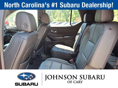 Used 2023 Chevrolet Traverse RS FWD image 22