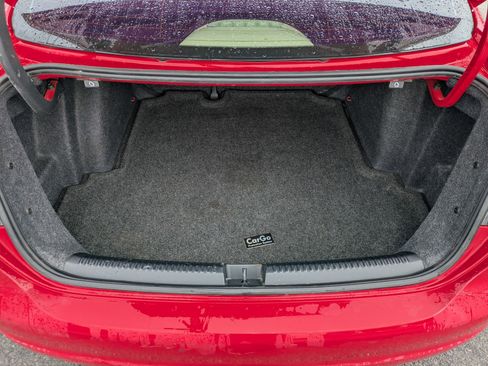 Used 2012 Volkswagen Jetta TDI FWD image 26