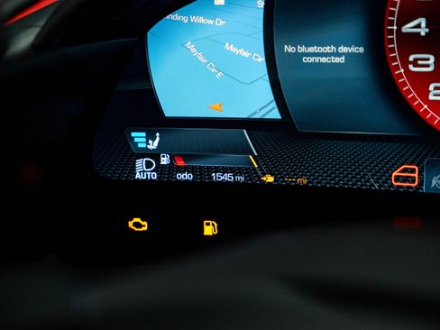 Used 2024 Ferrari Roma Spider image 40