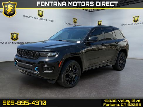 Used 2023 Jeep Grand Cherokee 30th Anniversary AWD/4WD image 1
