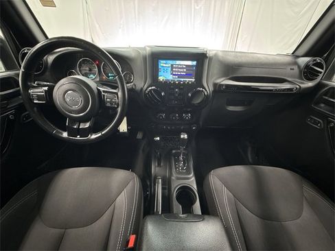 Used 2015 Jeep Wrangler Unlimited Sahara w/ Dual Top Group image 19