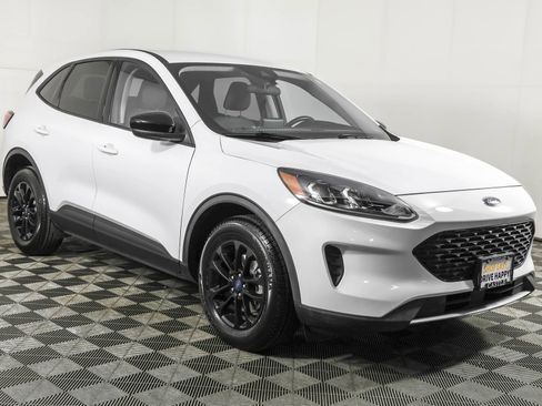 Used 2020 Ford Escape SE Sport AWD/4WD image 11