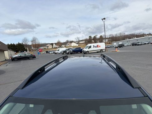 Certified 2025 Subaru Ascent Premium image 9