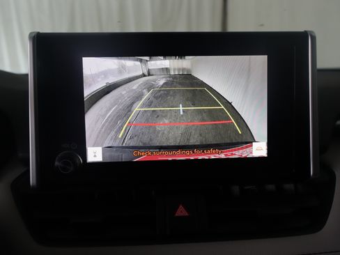 Used 2024 Toyota RAV4 XLE image 19