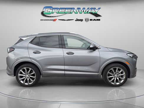 Used 2024 Buick Encore GX Avenir w/ Avenir Convenience Package AWD/4WD image 4