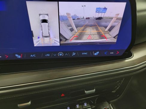 Used 2025 Chevrolet Tahoe Z71 w/ Z71 Off-Road Package image 14