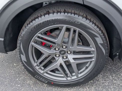 New 2026 Ford Explorer ST AWD/4WD image 19