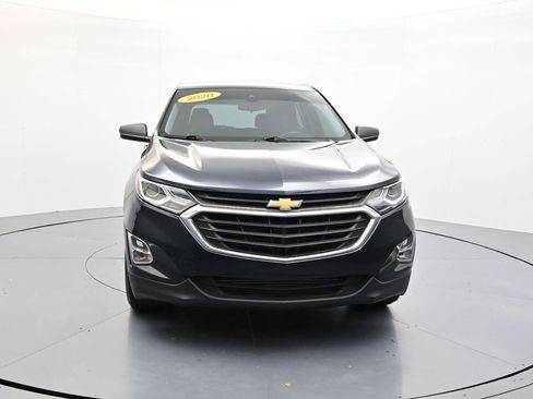 Used 2020 Chevrolet Equinox LS image 2