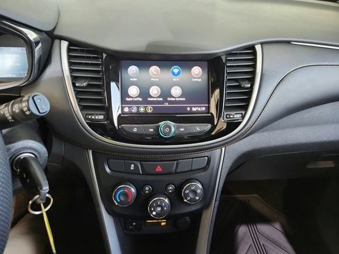 Used 2020 Chevrolet Trax LS w/ Tint and Cruise Package FWD image 15
