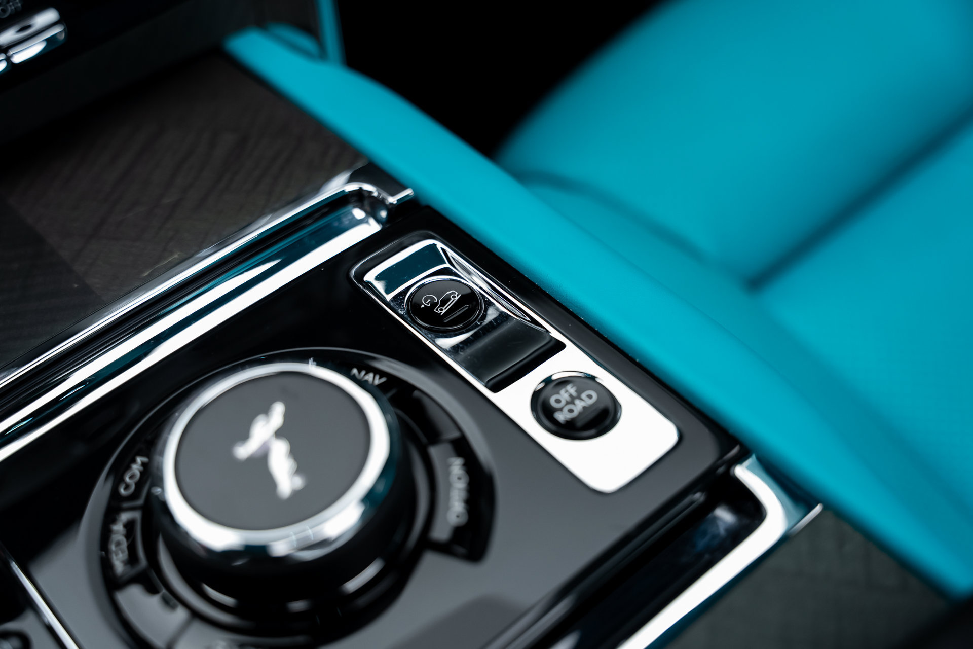 Used 2019 Rolls-Royce Cullinan AWD/4WD image 55