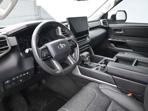 Used 2023 Toyota Tundra Limited AWD/4WD image 19