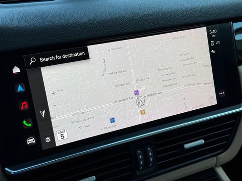 Used 2022 Porsche Cayenne S AWD/4WD image 23
