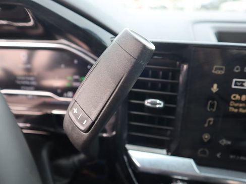 Used 2025 GMC Sierra 1500 SLT image 20