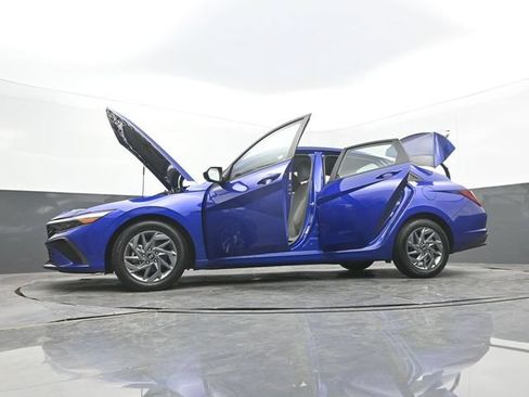 Used 2024 Hyundai Elantra SEL FWD image 66