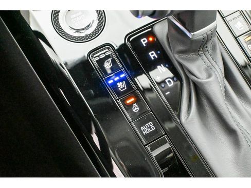 New 2026 Kia Niro FWD image 26