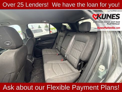 Used 2018 Chevrolet Equinox LT FWD image 12